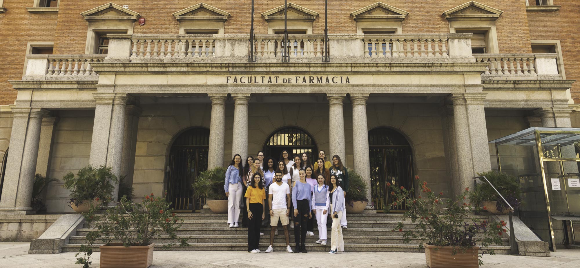 Alumnes de la associació d'estudiants de farmàcia de la Universitat de Barcelona